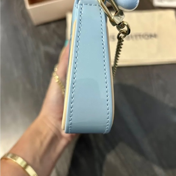 RARE: NWT Louis Vuitton Mini Pochette Accessoires Valentine Lollipop Blue - Picture 14 of 14